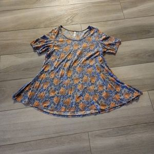 LuLaRoe Large Jaguar Perfect T